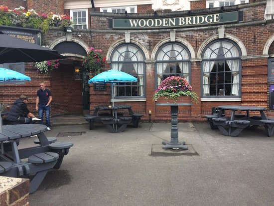 Wooden Bridge pub quiz